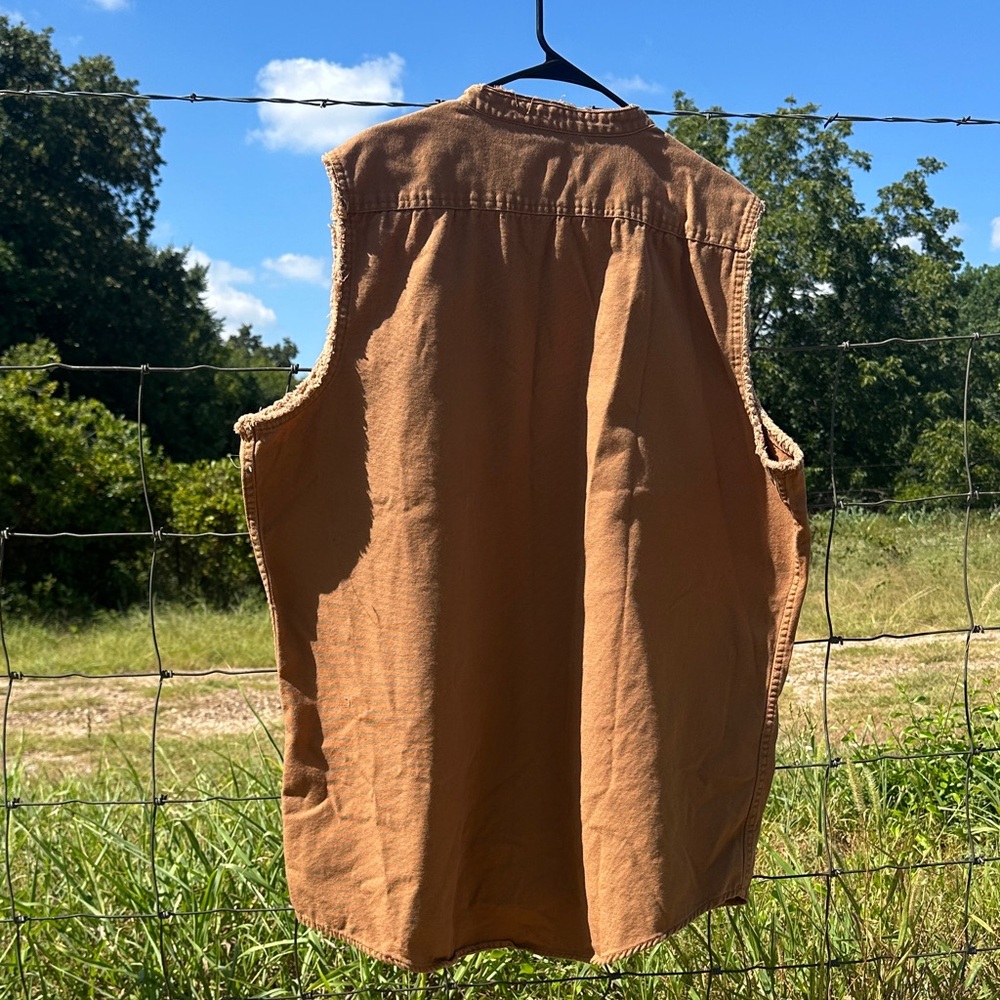 Men's Rugged Work Vest - Picture 2 of 5